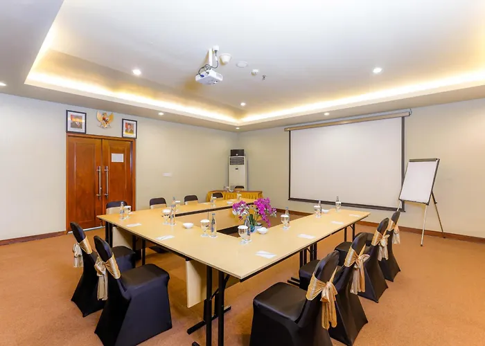 Hotel Sevn 4*