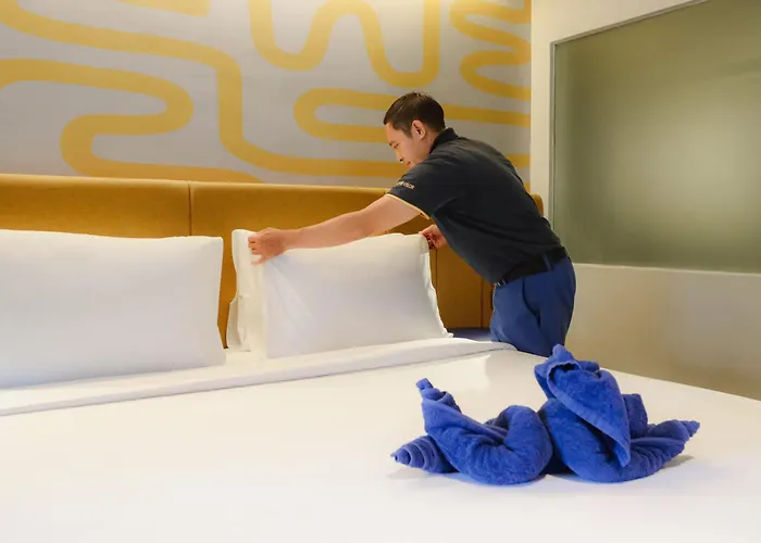 Hotel Sevn 4*